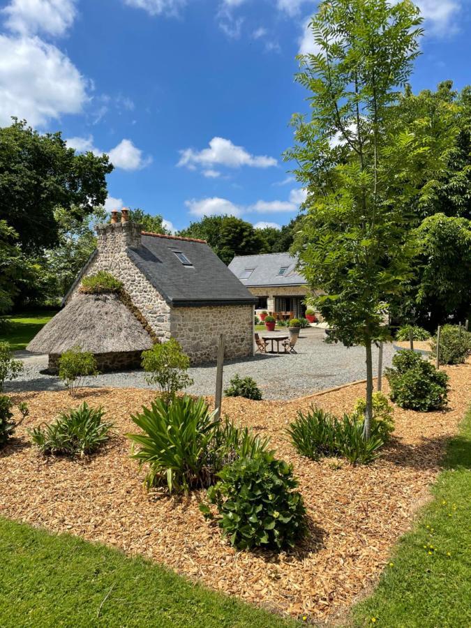 À L'orée Du Bois Pommerit-le-Vicomte Exterior foto